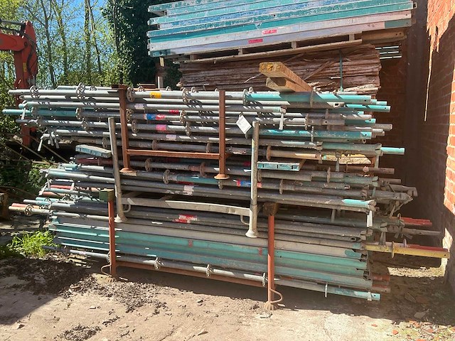 Partij diverse steigeronderdelen - afbeelding 2 van  5