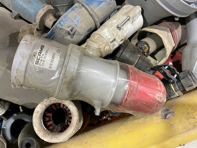 Partij diverse stekkers - afbeelding 4 van  7