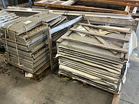 Partij diverse stenen afboordingen