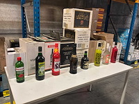 Partij diverse sterke dranken - afbeelding 1 van  2