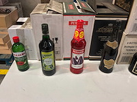 Partij diverse sterke dranken - afbeelding 2 van  3