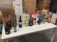 Partij diverse sterke dranken