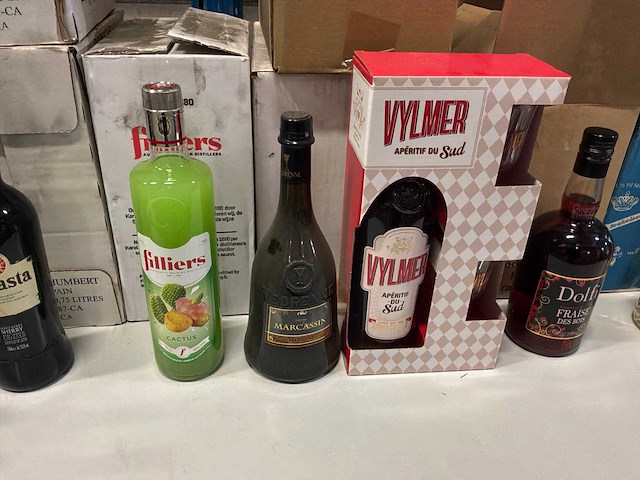 Partij diverse sterke dranken - afbeelding 3 van  4