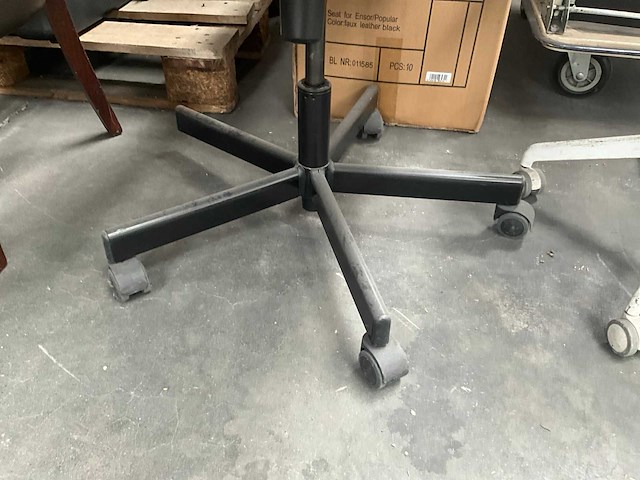Partij diverse stoelen (4x) - afbeelding 5 van  7
