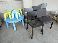 Partij diverse stoelen + kindertafel - afbeelding 1 van  7