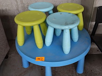 Partij diverse stoelen + kindertafel - afbeelding 2 van  7