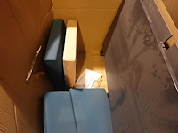 Partij diverse stoelen + onderdelen stoel - afbeelding 5 van  12