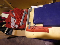 Partij diverse stoelen + onderdelen stoel - afbeelding 9 van  12