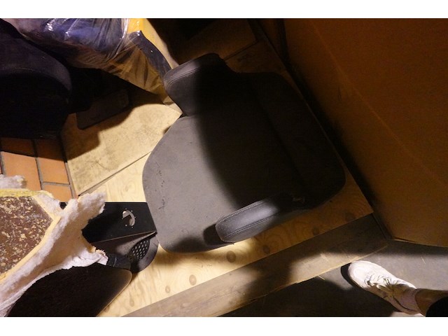 Partij diverse stoelen + onderdelen stoel - afbeelding 12 van  12