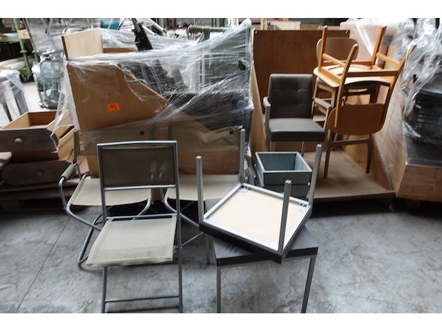 Partij diverse stoelen - afbeelding 1 van  6