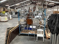Partij diverse stoelen - afbeelding 1 van  5