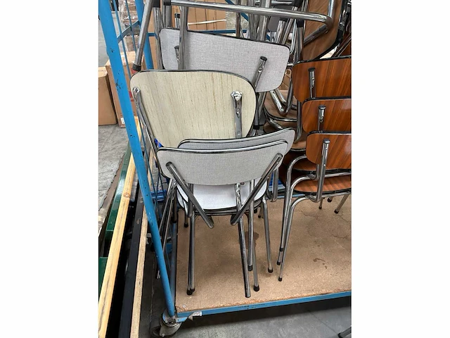 Partij diverse stoelen - afbeelding 3 van  5