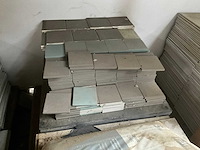 Partij diverse tegels en toebehoren - afbeelding 5 van  26