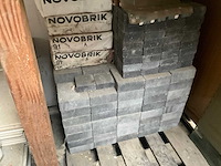 Partij diverse tegels en toebehoren - afbeelding 9 van  26