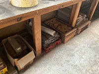 Partij diverse tegels en toebehoren - afbeelding 26 van  26