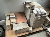 Partij diverse tegels en toebehoren - afbeelding 13 van  26