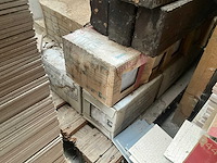 Partij diverse tegels en toebehoren - afbeelding 14 van  26