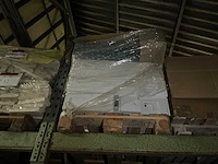 Partij diverse tegels, plinten en sanitaire toebehoren (17x pallet) - afbeelding 10 van  20