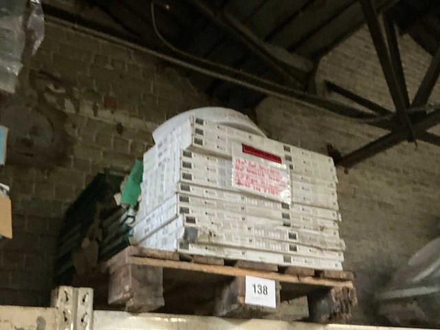 Partij diverse tegels - afbeelding 2 van  3