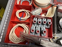 Partij diverse toestelonderdelen - afbeelding 62 van  94