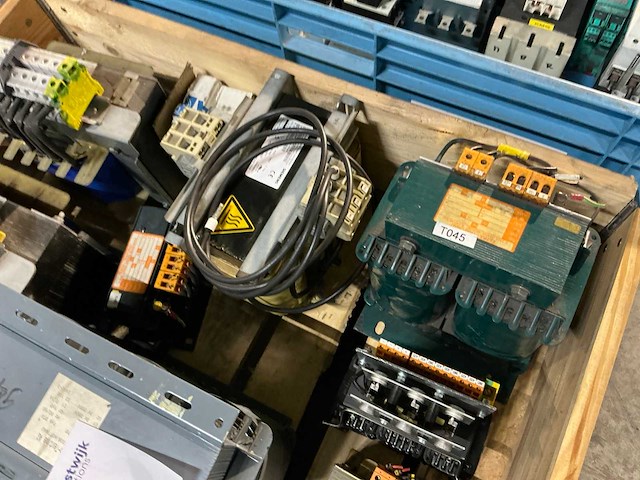 Partij diverse transformatoren - afbeelding 4 van  6