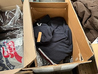 Partij diverse truien en gilets heren (ca. 60x) - afbeelding 1 van  4