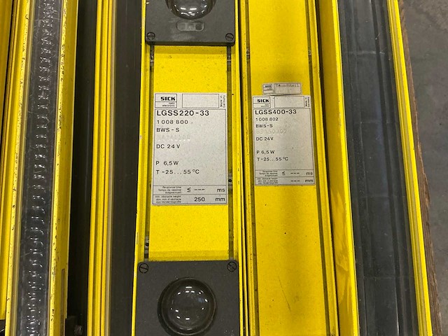 Partij diverse veiligheidslichtschermen / lichtgordijnen - afbeelding 7 van  11