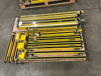 Partij diverse veiligheidslichtschermen / lichtgordijnen - afbeelding 1 van  11