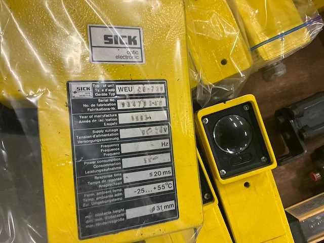 Partij diverse veiligheidslichtschermen / lichtgordijnen - afbeelding 8 van  10