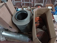 Partij diverse ventilatie onderdelen - afbeelding 1 van  9