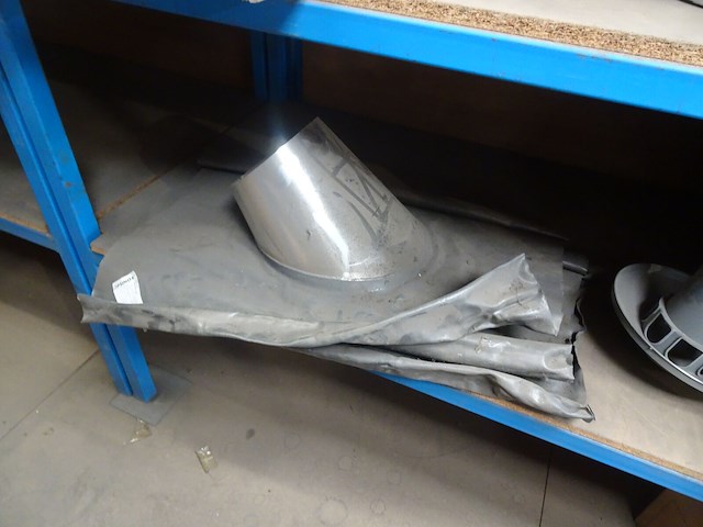 Partij diverse ventilatiekappen - afbeelding 4 van  8