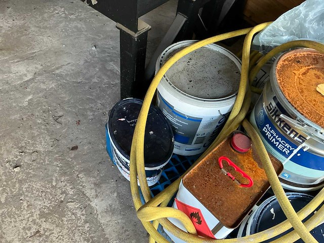 Partij diverse verf - afbeelding 7 van  9