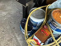 Partij diverse verf - afbeelding 7 van  9