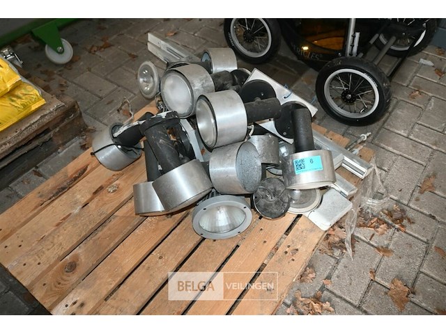 Partij diverse verlichting - afbeelding 1 van  5