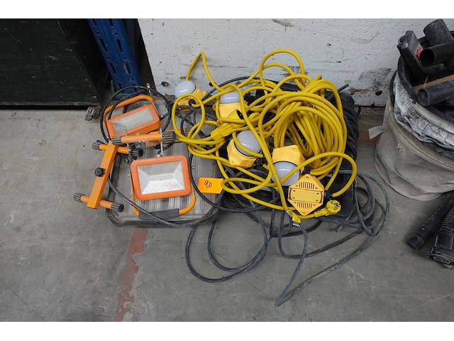 Partij diverse verlichting - afbeelding 1 van  4