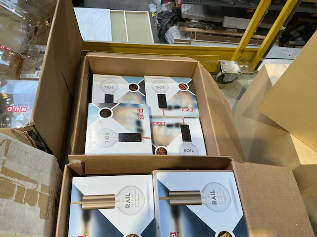 Partij diverse verlichting - afbeelding 3 van  7