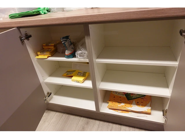 Partij diverse verpakking en decoratie - afbeelding 22 van  51