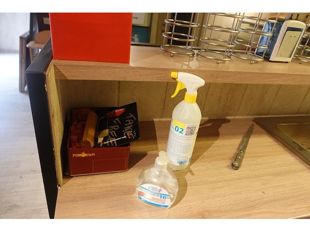 Partij diverse verpakking en decoratie - afbeelding 31 van  51