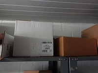 Partij diverse verpakking en decoratie - afbeelding 48 van  51