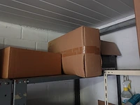 Partij diverse verpakking en decoratie - afbeelding 49 van  51