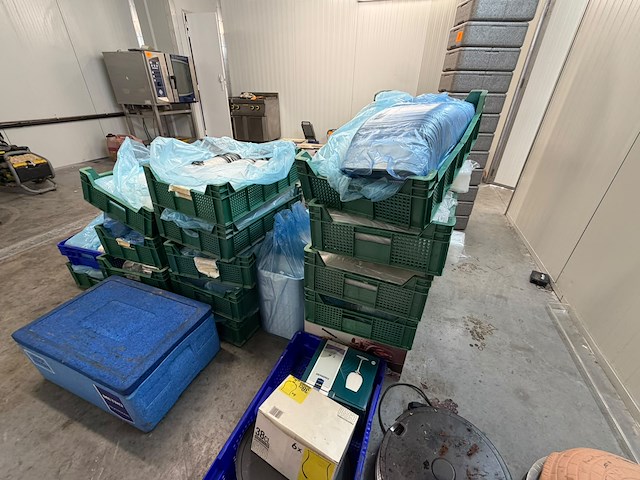 Partij diverse verpakkings- en horecabenodigdheden - afbeelding 13 van  25