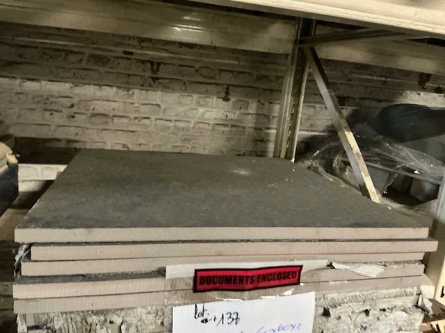 Partij diverse vloertegels - afbeelding 1 van  5