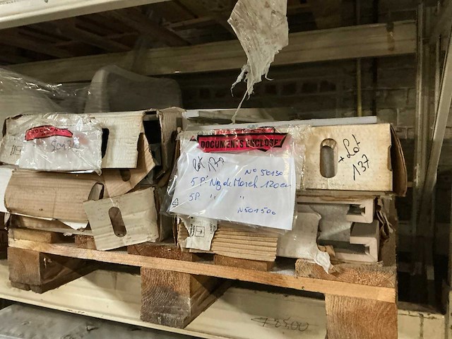 Partij diverse vloertegels - afbeelding 5 van  5