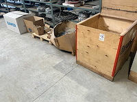 Partij diverse vrachtwagen onderdelen - afbeelding 1 van  9