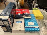 Partij diverse waaronder,auto luchtfilters - afbeelding 1 van  1