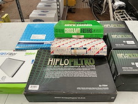 Partij diverse waaronder,auto luchtfilters - afbeelding 1 van  1