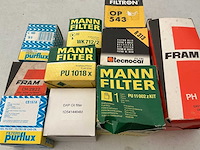 Partij diverse waaronder,auto oliefilters - afbeelding 1 van  1