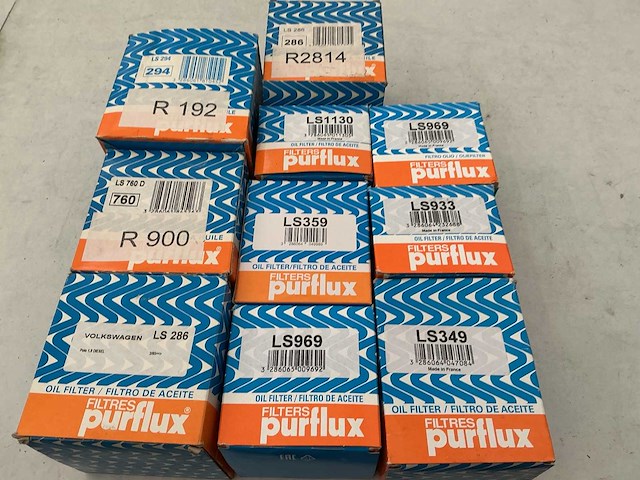 Partij diverse waaronder,auto oliefilters - afbeelding 1 van  1