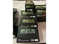 Partij diverse waaronder,oliefilters,aircofilters enz. - afbeelding 2 van  2