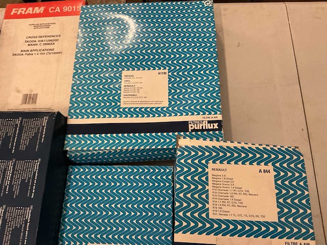 Partij diverse waaronder,oliefilters,aircofilters enz. - afbeelding 1 van  1